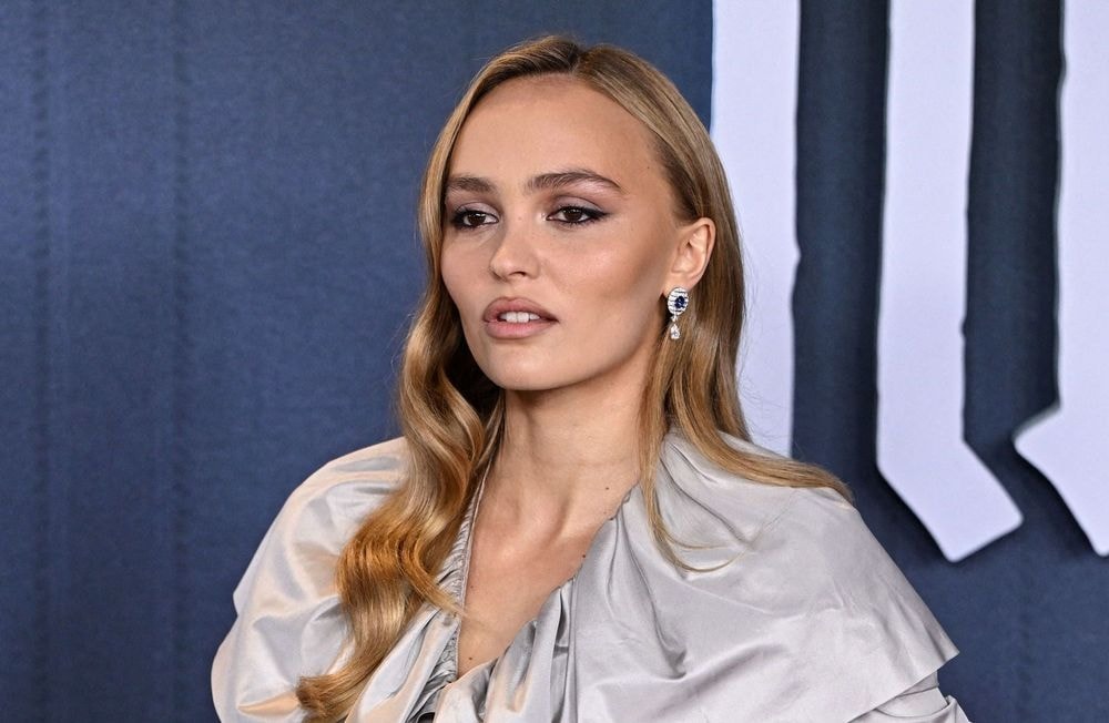 Lily-Rose Depp révèle la complexité de la notoriété dans son travail d’actrice