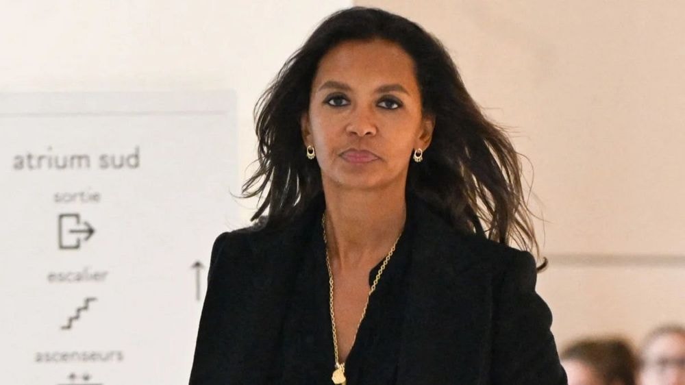 Métisse en France, Karine Le Marchand acquiesce face à Pascal Praud : "On donne beaucoup trop facilement la nationalité française"