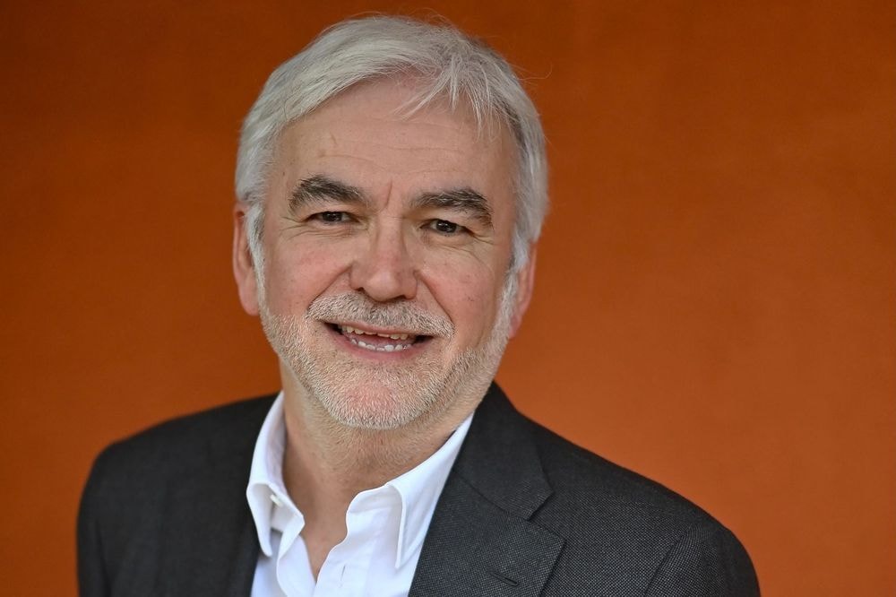 Pascal Praud (61 ans) : "Le monde du football est en deuil", cette figure phare "aimée de tous" nous a quittés