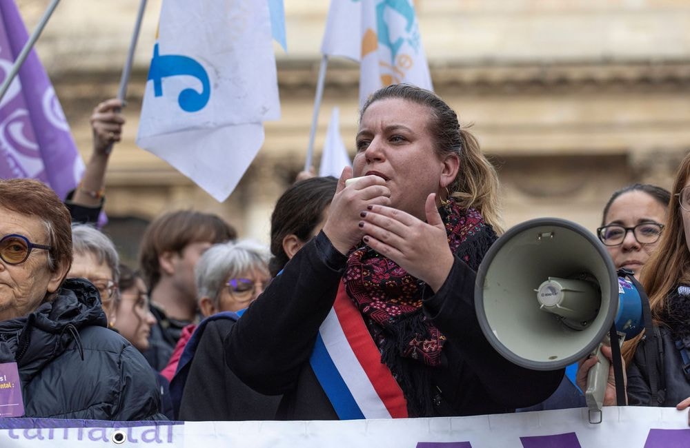 Mathilde Panot souhaite garantir l’accès à l’IVG à l’échelle de l’Union européenne