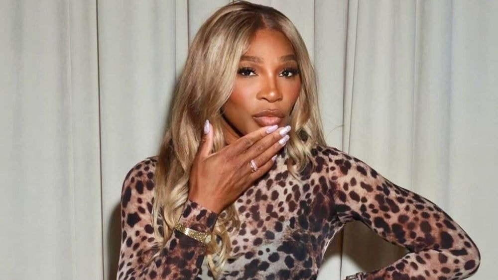 Serena Williams affiche son impressionnante perte de poids liée aux médicaments et exhibe son string au défilé Gucci
