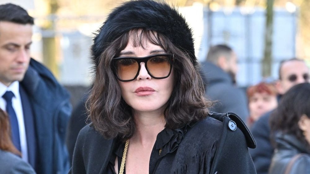 Isabelle Adjani choque en félicitant l'action de Trump en Iran : "Je me réjouis de ce qui se passe en Iran"