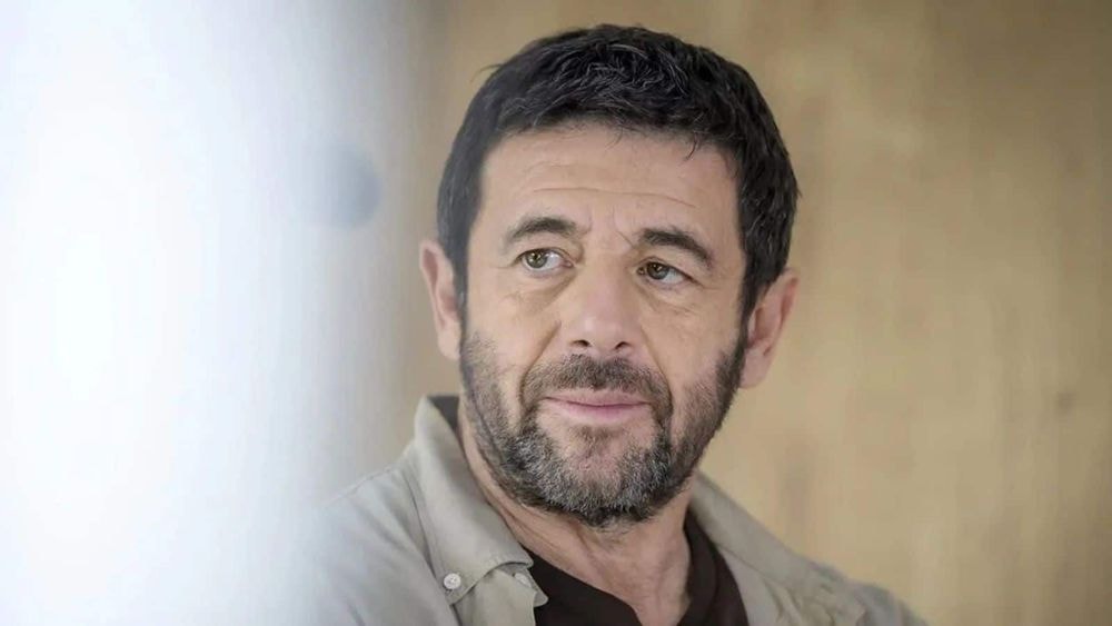 "Pas elle, c'est une bénévole" : Patrick Bruel visé par 15 nouveaux témoignages