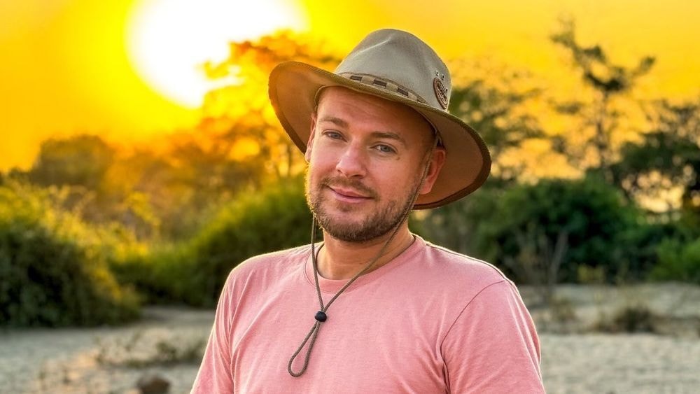Jeremstar en Afrique : paniqué face à une alerte à la variole du singe