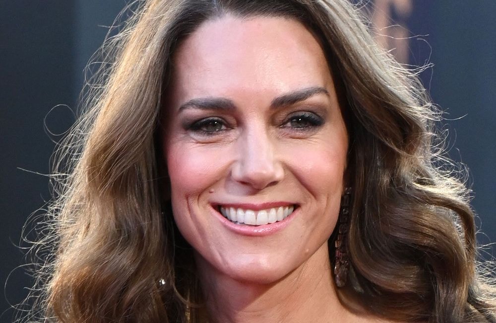 Sublime, Kate Middleton éblouit les BAFTA 2026 avec ses boucles de princesse