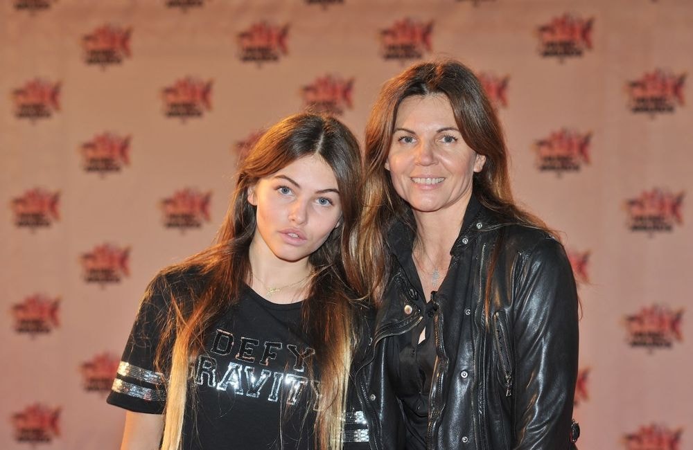 Véronika Loubry aux anges : avec sa fille, elles annoncent une nouvelle arrivée dans la famille