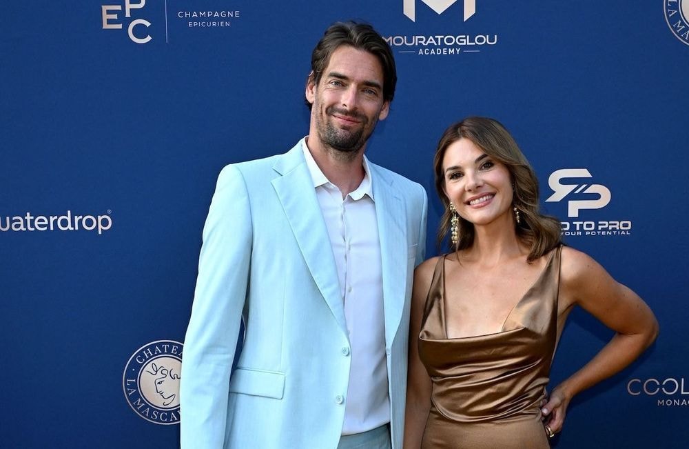 Camille Lacourt : sa compagne Alice Detollenaere se livre sur leur nouvelle vie à Marseille