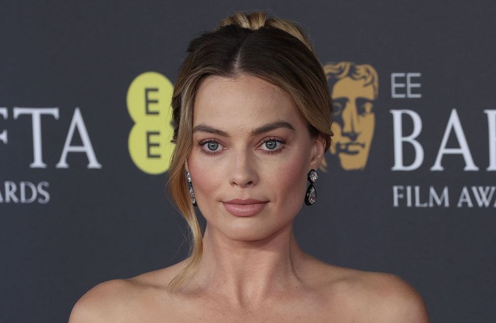 Cheveux longs : voici la coiffure à copier aux filles stylées