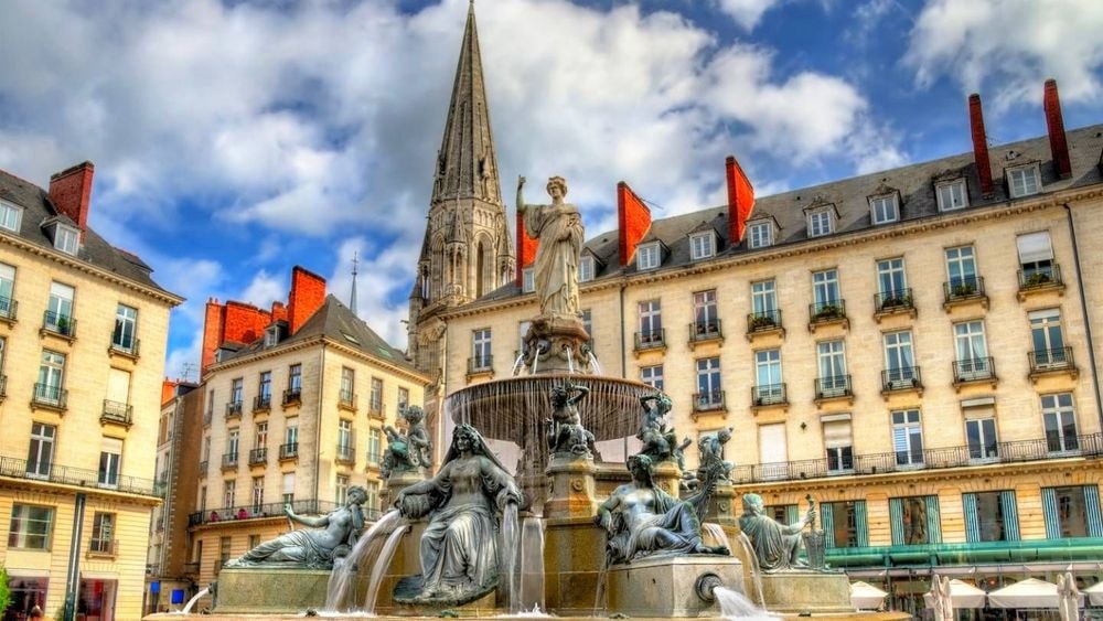 Immobilier à Nantes : stabilité des loyers et légère hausse des prix d'achat en août 2025