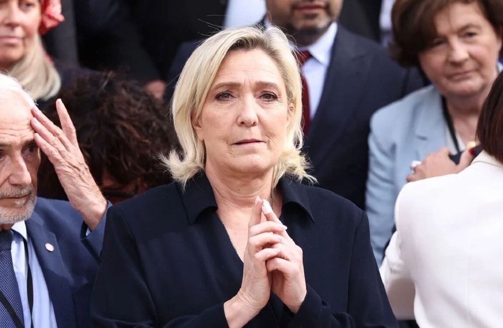 "Condamné à de la prison ferme, j'ai pu faire campagne pour les Municipales" : ce pavé dans la mare face à l'inéligibilité de Marine Le Pen