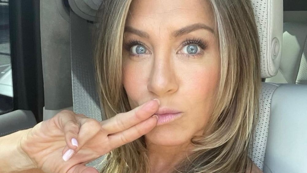 Jennifer Aniston : plus amoureuse que jamais, elle officialise avec son nouveau chéri à 56 ans !