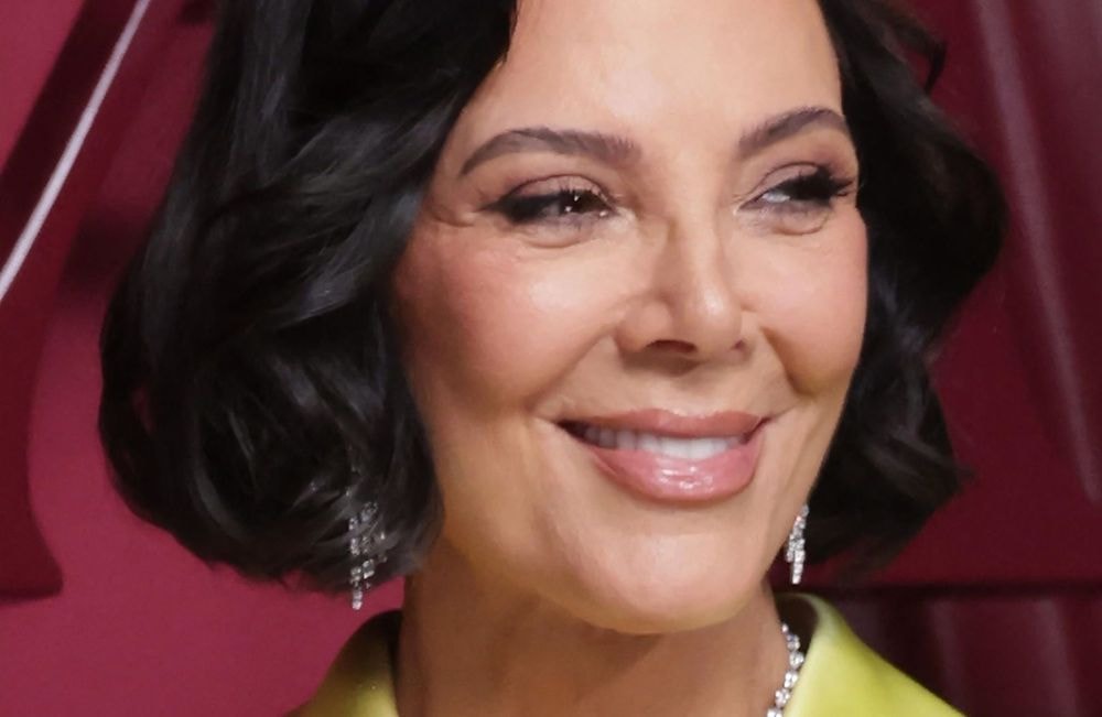 Le visage de Kris Jenner intrigue à nouveau : son récent lifting continue de faire parler