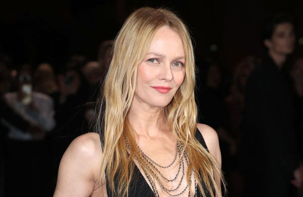 Vanessa Paradis, amoureuse : elle revient sur son travail avec son compagnon Samuel Benchetritt