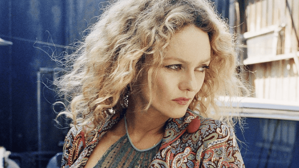 Vanessa Paradis : elle se prive d’un sésame que la majorité des Français possèdent !