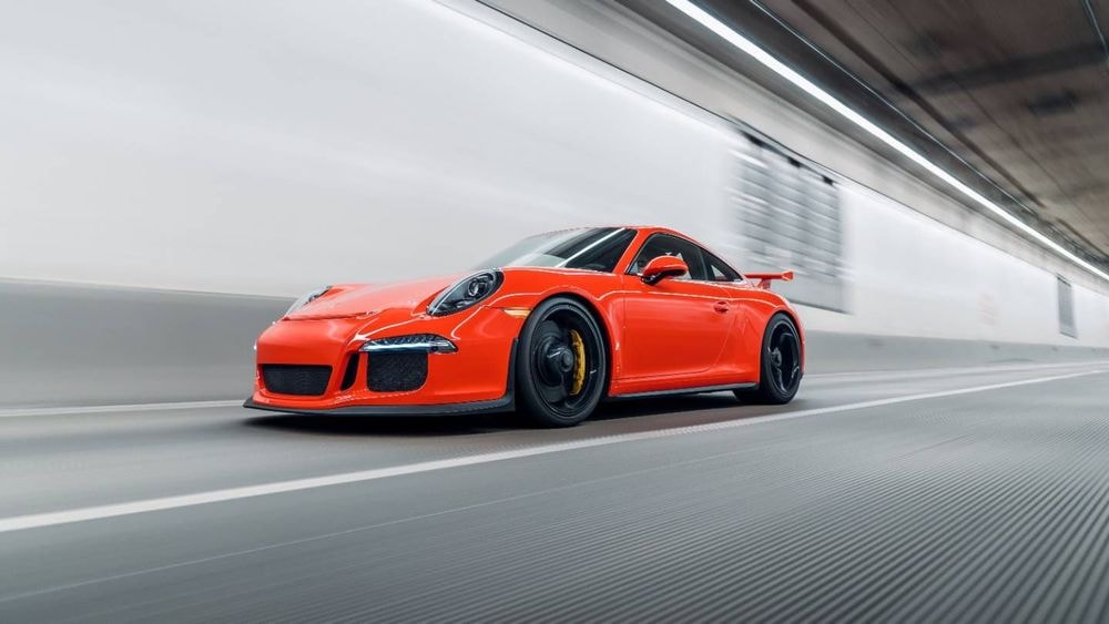 Bourse : vaut-il mieux miser sur Ferrari ou Porsche ?