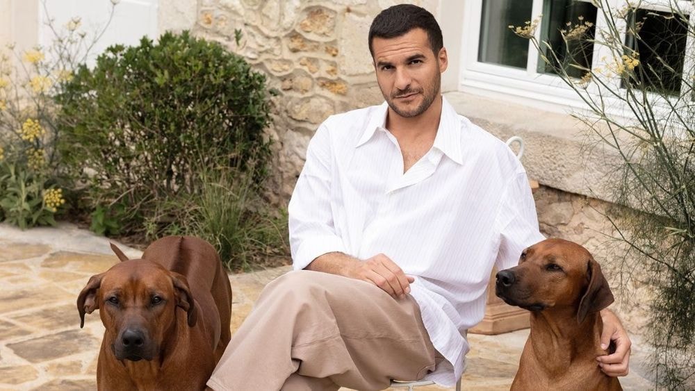 Amir évoque ce moment où tout a basculé : "Je quitte ma famille à Tel-Aviv…"