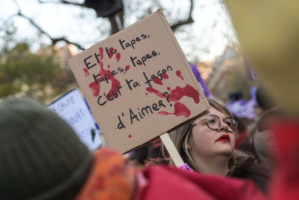 Violences conjugales : l’aide universelle d’urgence versée à plus de 36 000 femmes victimes