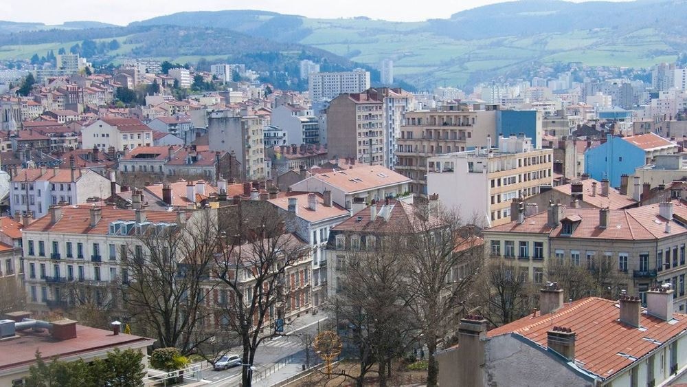 Immobilier à Saint-Étienne : hausse des prix d'achat, stabilité des loyers en décembre
