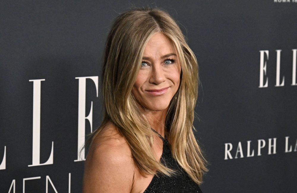 Jennifer Aniston dévoile de nouvelles photos inédites avec son compagnon Jim Curtis