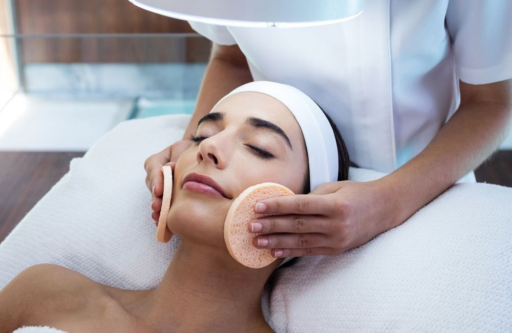 À quelle fréquence faut-il vraiment faire un soin du visage ?