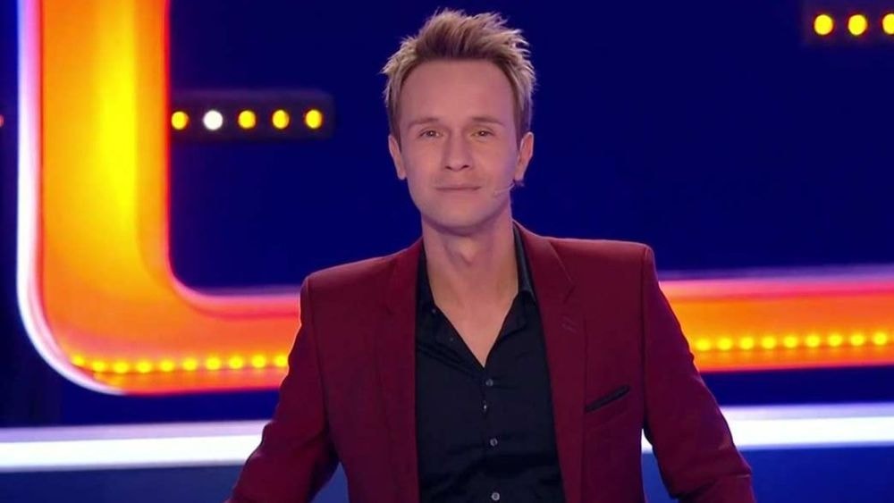 Cyril Féraud trop « lisse » ? L’animateur pousse un coup de gueule