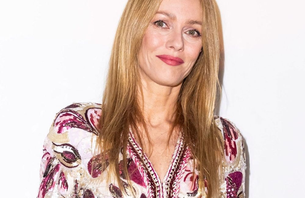 Vanessa Paradis confirme la tendance maquillage qui va faire le printemps