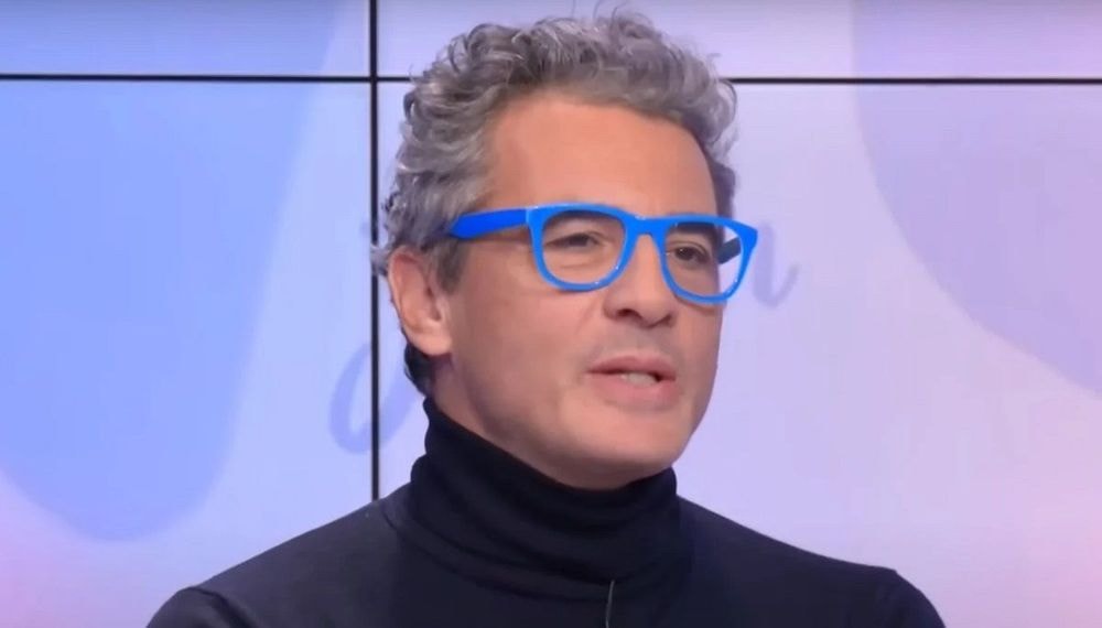 Julien Cohen l'affirme : "Quand vous êtes juifs, beaux gosses et que vous réussissez, vous êtes la cible des antisémites de France et de Navarre"