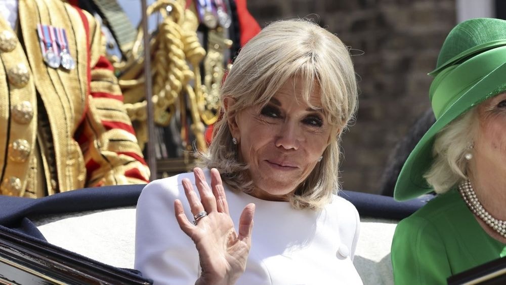 "Nous allons exiger…" : Candace Owens réclame des examens médicaux intimes à Brigitte Macron