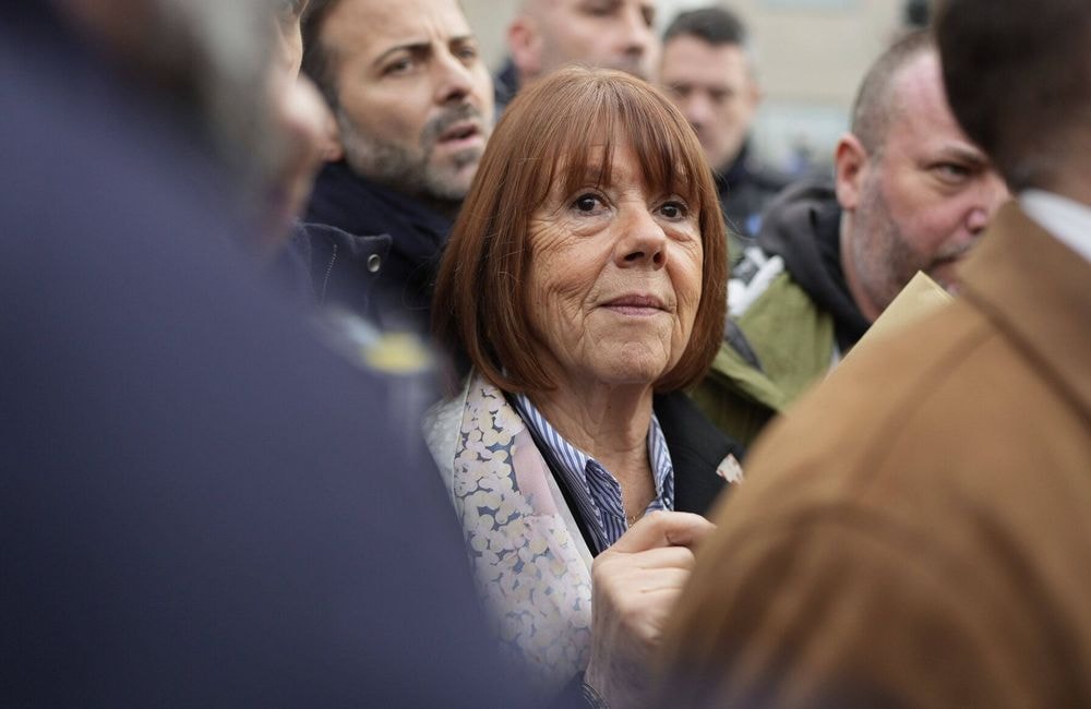 Emmanuel Macron dit « merci » à Gisèle Pelicot, « éclaireuse » pour les femmes