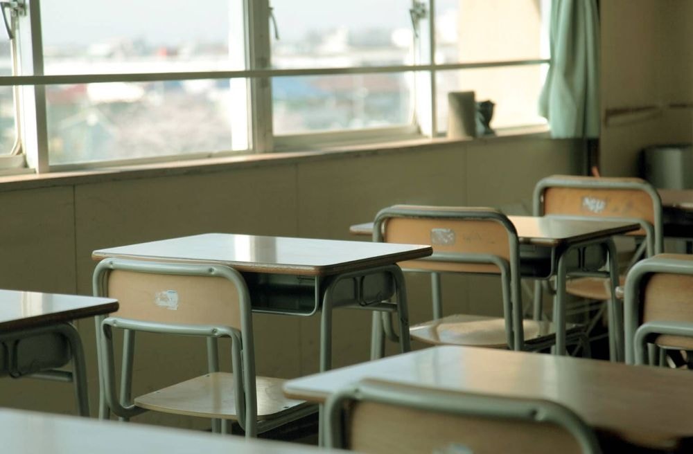 La série « Adolescence » pourra être diffusée en classe, annonce Elisabeth Borne