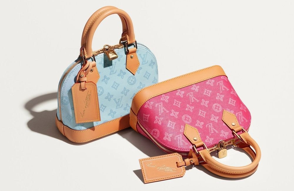 Le best of mode de la semaine : les 130 ans du Monogram Louis Vuitton, des montres Swatch personnalisées grâce à l’IA…