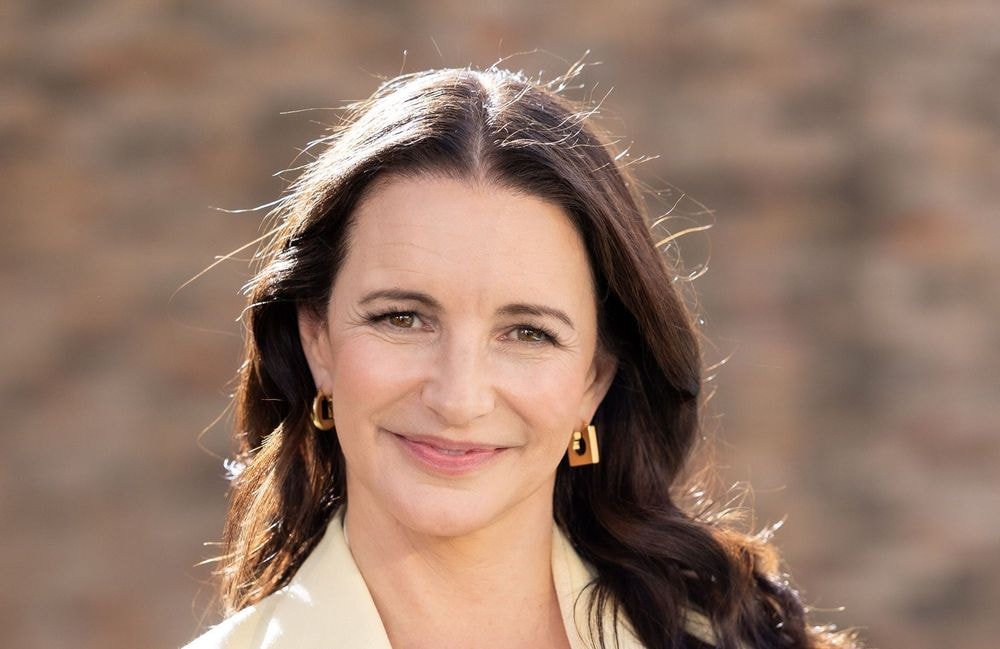À 59 ans, Kristin Davis s’affiche au naturel après avoir dit adieu aux injections