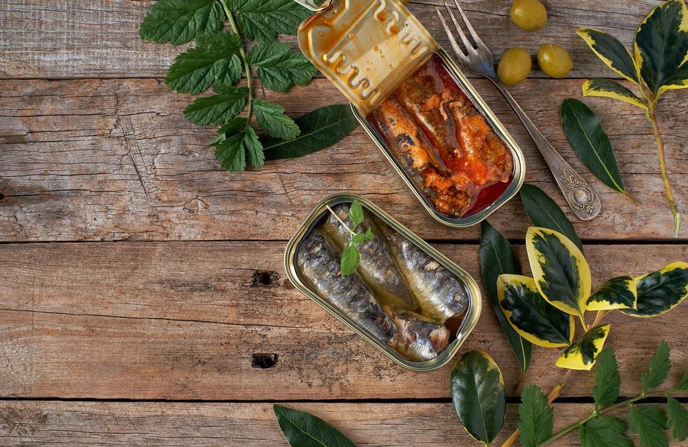 Huile, tomate ou nature : quel type de sardines en boîte est le meilleur pour la santé ?