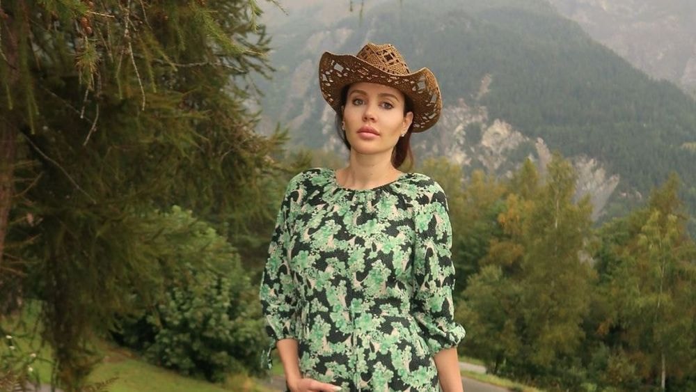 Haneia : enceinte, elle fait une annonce qui choque la toile