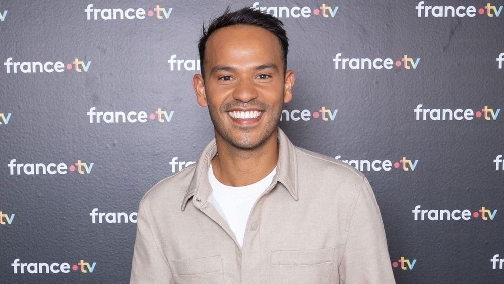 "On n’en veut plus des têtes d’arabe comme toi" : Mohamed Bouhafsi ciblé par une vague de messages racistes