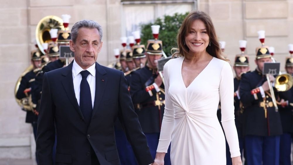 Nicolas Sarkozy : Carla Bruni brise le silence sur leur vie intime, "Ça me prend les trois quarts de mon temps !"