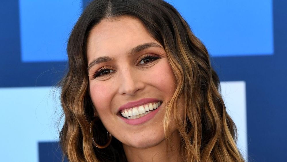 Laury Thilleman, bouleversée : l'animatrice craque totalement, "C'est une blague ?"