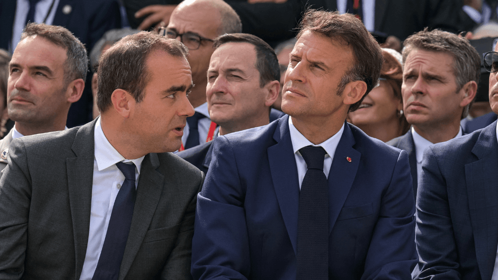Sébastien Lecornu : “un clone de Macron” ? Le Premier ministre et le chef de l’État s’envoient “un whisky à 3 h du mat”