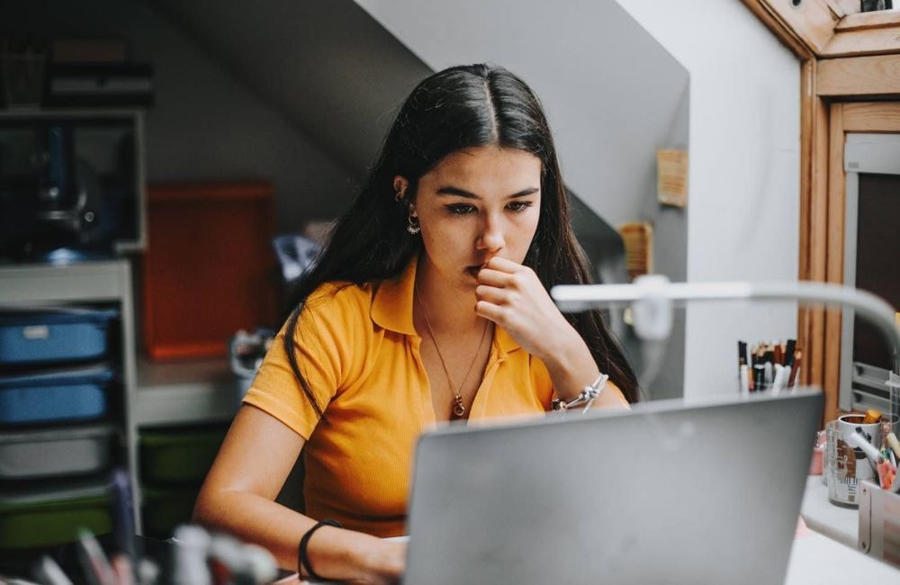 IA et entretien d’embauche : les femmes, grandes perdantes des conseils des robots conversationnels