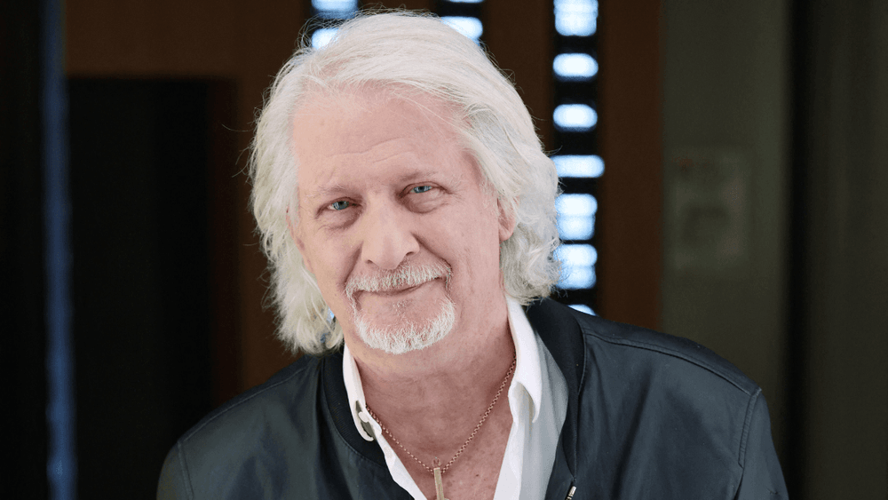 Adepte de clubs libertins, Patrick Sébastien (72 ans) balance sans pudeur sur ses soirées olé-olé : “J’y vais pour…”