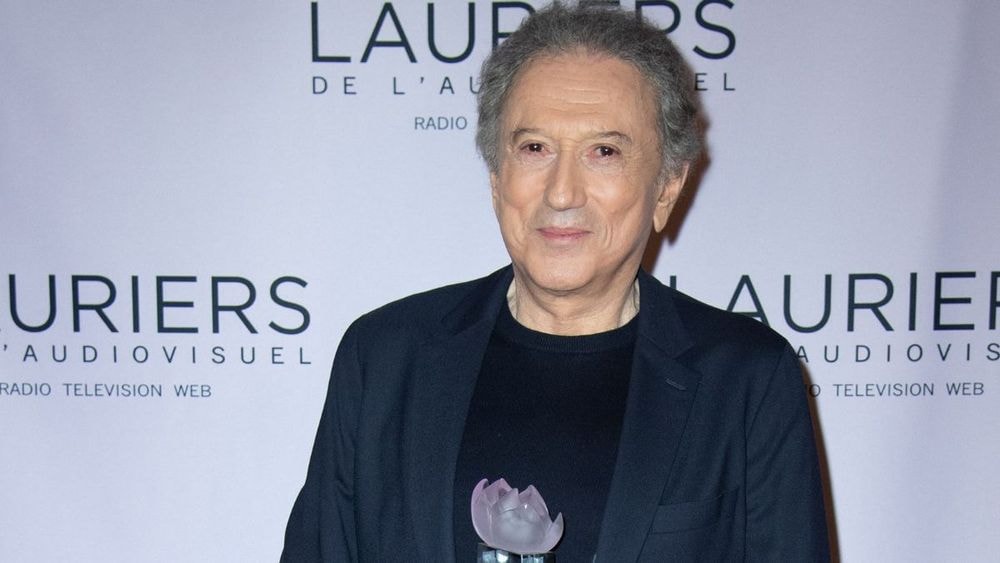 “Ta femme a arrêté le théâtre à cause de toi !” : Michel Drucker a-t-il sacrifié la carrière de sa femme pour la sienne ?