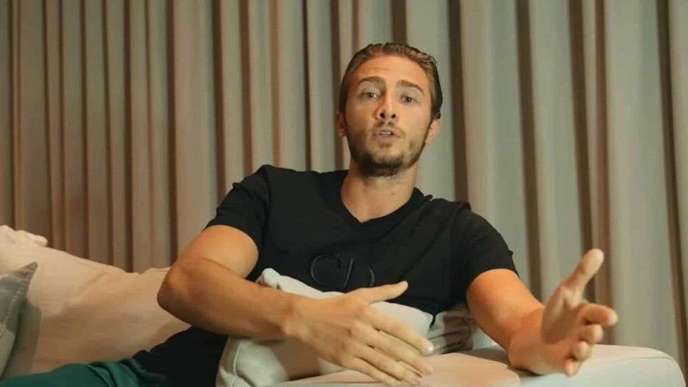 Dylan Thiry : de nouveau en couple avec une candidate de télé-réalité ? Ils sont aperçus ensemble à Dubaï, regardez !