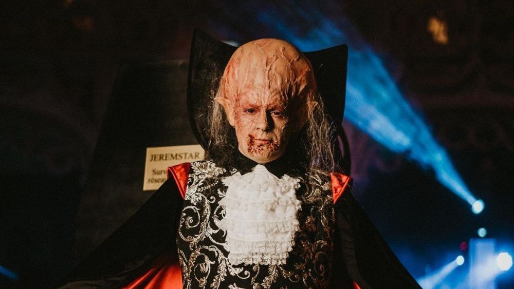 Jeremstar fait une crise d'angoisse pendant sa préparation pour Halloween