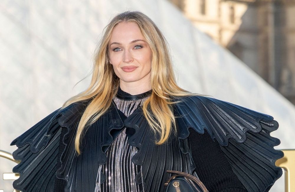 Sophie Turner et Chris Martin en couple ? Ce rendez-vous secret qui alimente les rumeurs de romance