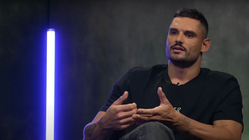 Florent Manaudou à cœur ouvert dans un documentaire : "Je dois faire le deuil…"