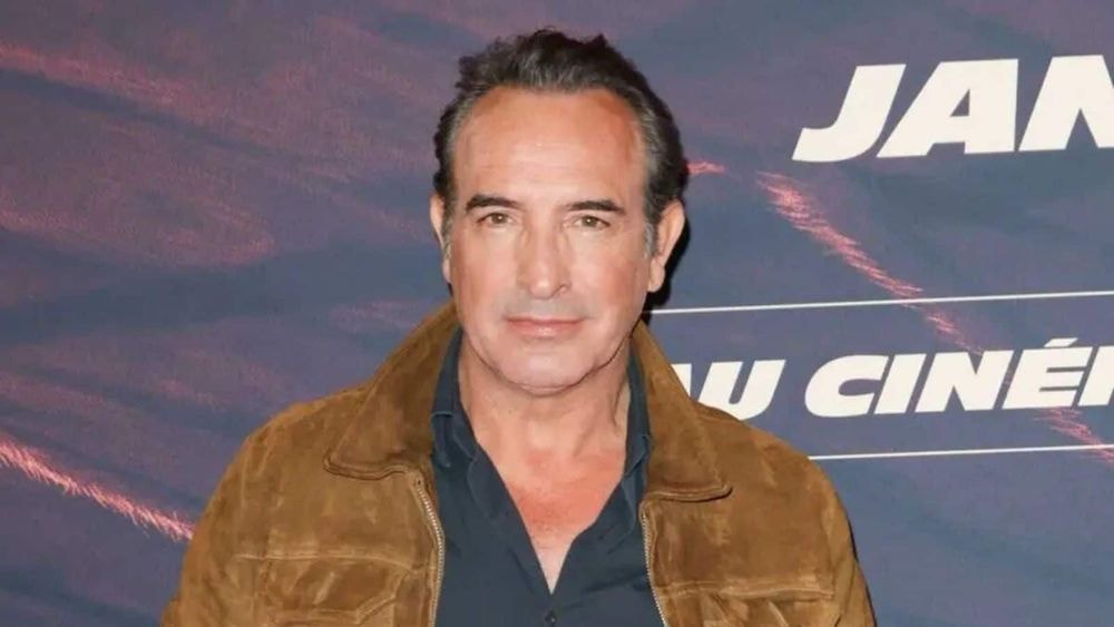 "On ne va pas s’excuser d’être…" : Jean Dujardin dément avec force ces bruits de couloir sur son comportement hors des tournages