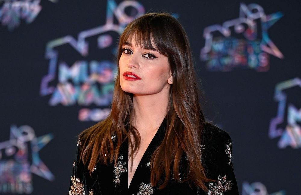 Clara Luciani comblée : elle pose avec son fils lors d’un séjour à Marseille