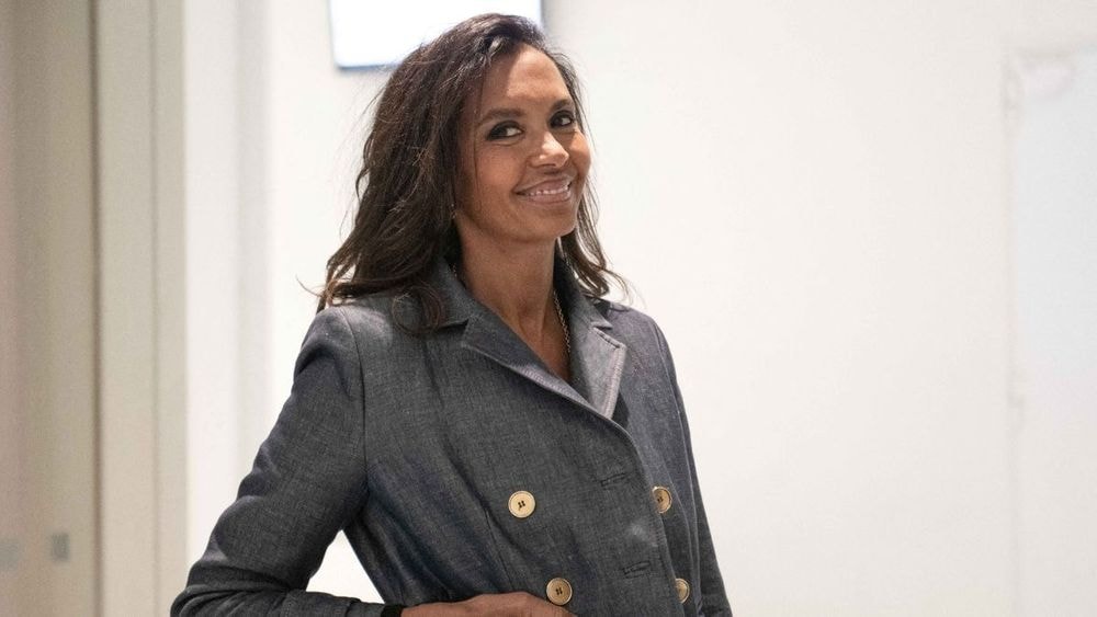 Karine Le Marchand cash sur son parcours professionnel : “Je n’ai aucune honte à dire que je n’ai pas mon Bac”