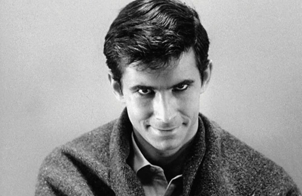 « Monstres » saison 3: le fils d’Anthony Perkins dénonce les séries de true crime