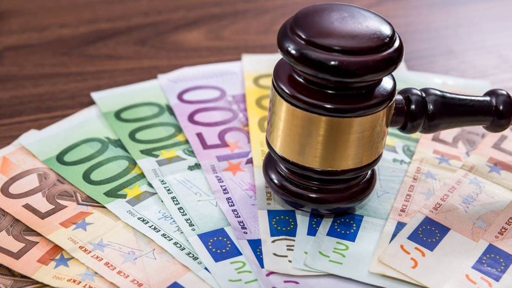 Succession : un fils a-t-il (trop) profité de ses parents pour toucher sa part d'héritage ?